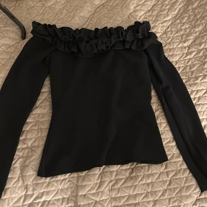 Tröja - Svart tröja, bra skick 