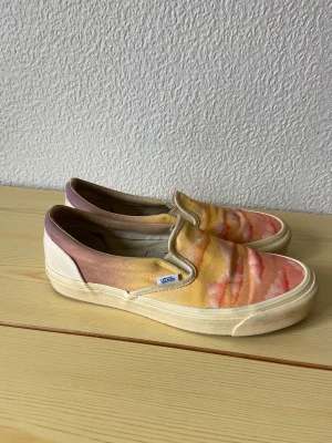 Vans Sunset  - Vans målade som en solnedgång, strl 42,5 