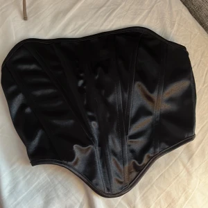 Topp - Aldrig använt, nyskick.