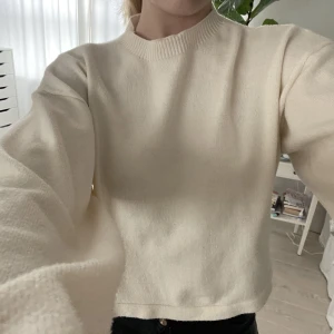Tunn stickad tröja - Beige stickad tröja❤️❤️