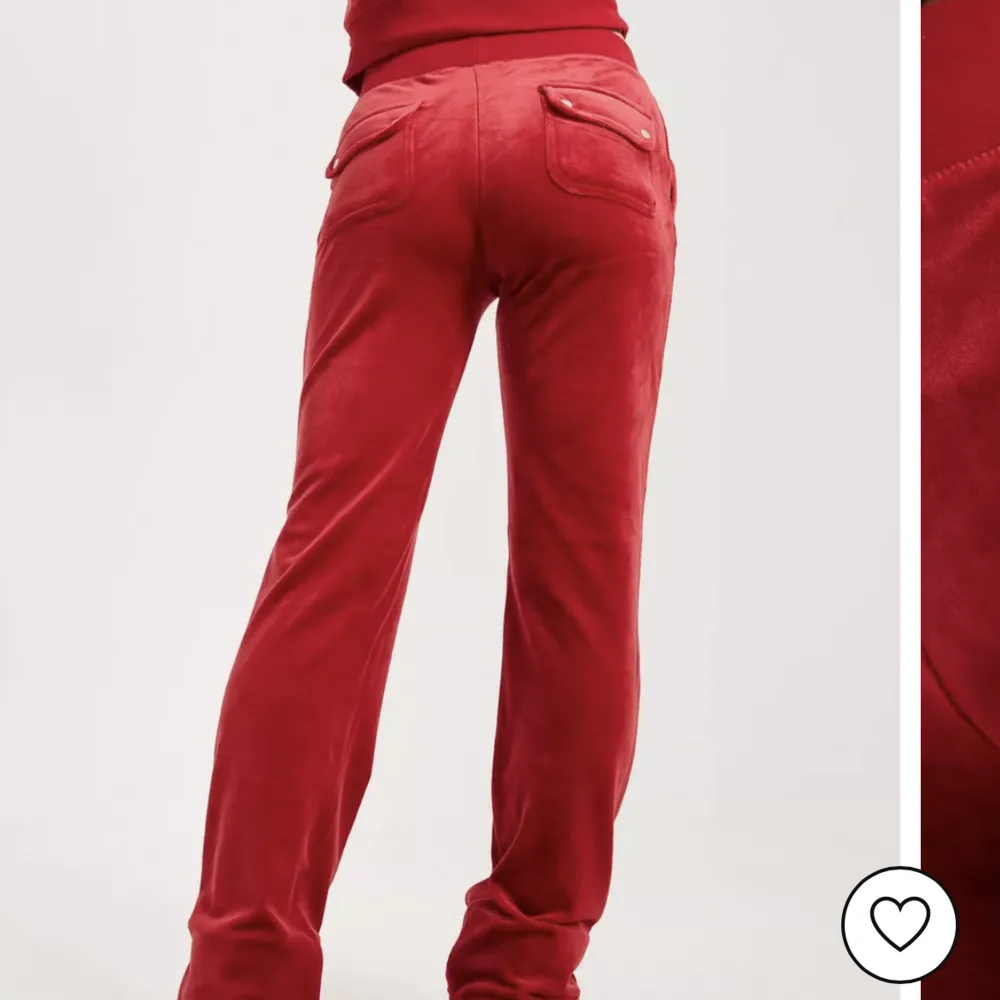 Säljer mina röda juicy couture byxor i stl xs (passar även s) eftersom jag inte använder dom. Säljer för 950 men pris kan diskuteras. Skriv för bilder.. Jeans & Byxor.
