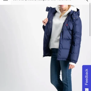 blå ralph lauren jacka - snygg blå ralph lauren jacka i bra skick. 
