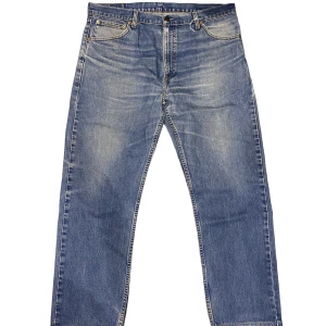Baggy Levis Jeans - Baggy Levis 521 Jeans. Byxorna är i mycket bra skick utan fläckar eller skador. Känn dig fri att fråga om du undrar något!