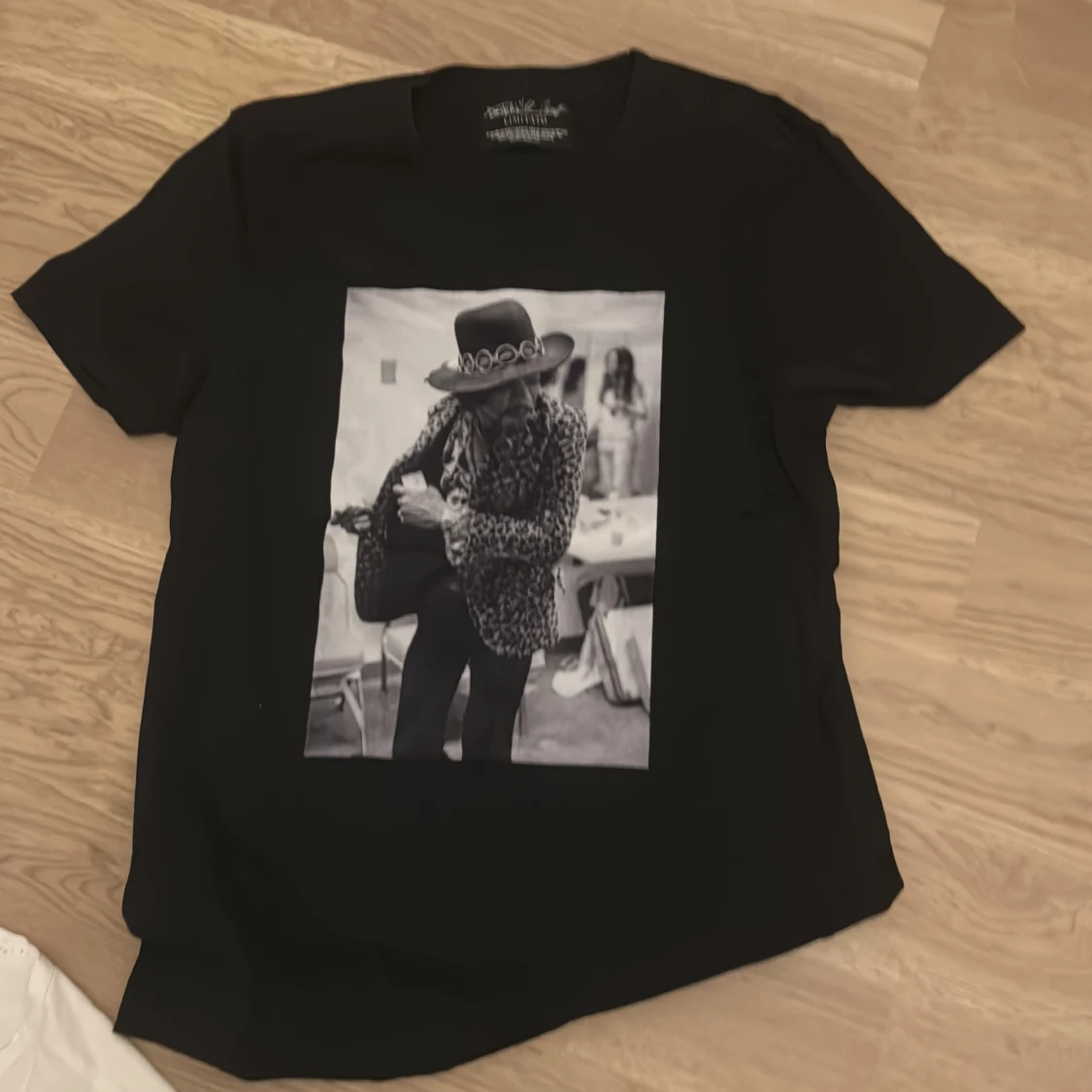 3 Limitato t-shirts  - 91