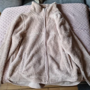 Mysig tröja  - Gosig tröja stl S 🌸 Köparen betalar frakten 🌸