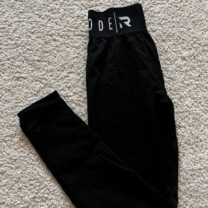 Relode Apex tights - Apex tights från relode, använd 3 gånger så skicket är som nytt! Storlek S 😊