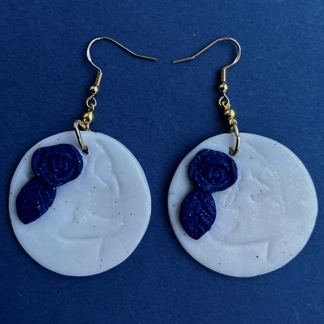 Handgjorda örhängen 💙