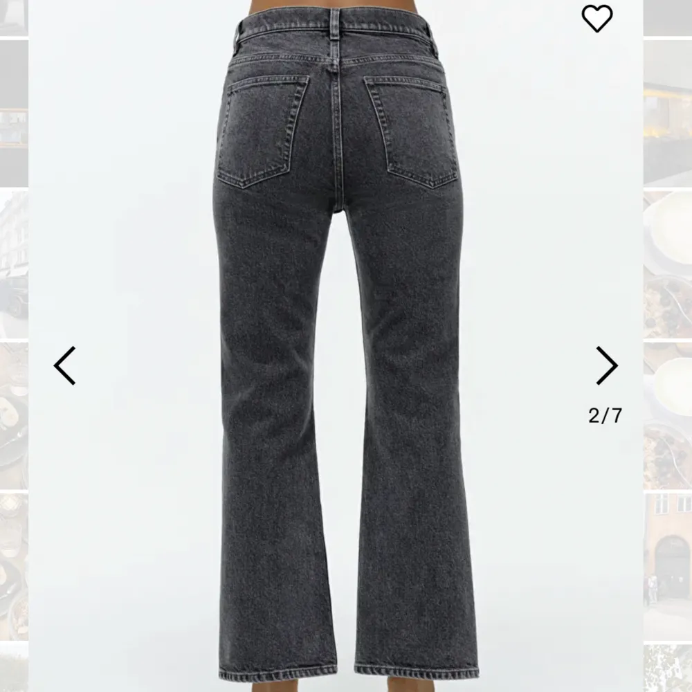 Grå raka jeans från arket, inga tecken på slitning🙌 Nypris 790kr . Jeans & Byxor.