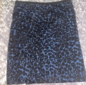 Tajt kjol - Dragkedja bak på kjolen