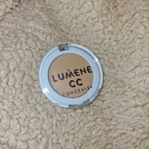 Concealer  - Ny och oöppnad concealer från Lumene. Nypris 159kr