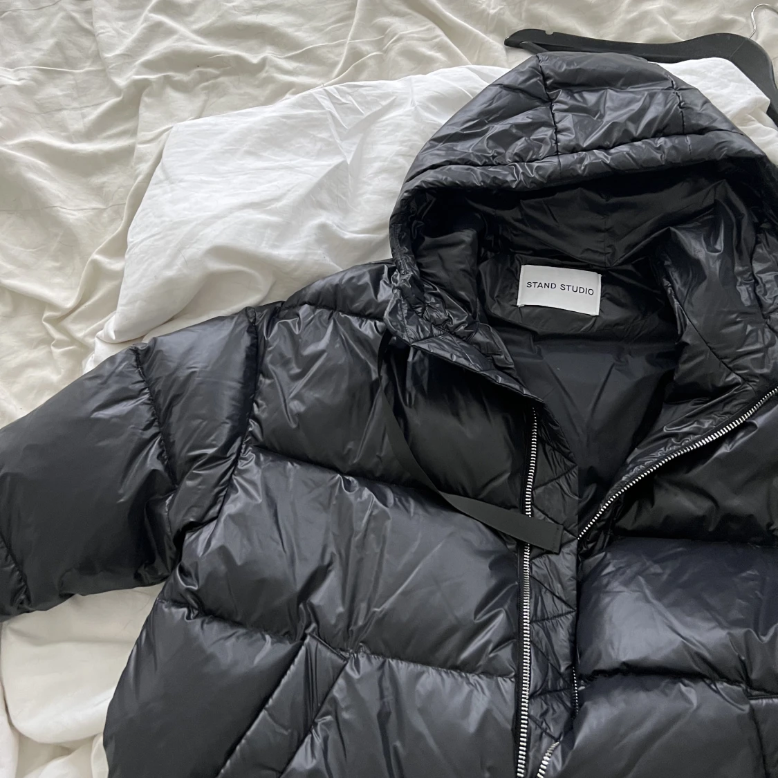 Stand studio jacka  - 90