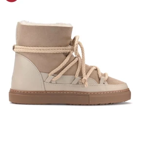 Inuikis  - Säljer mina skit snygga inuikis, använd fåtals gånger! Nypris 3000kr🥰