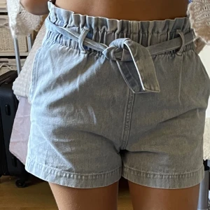Jeans shorts - Shorts från barn avdelningen men skulle XS bra skick