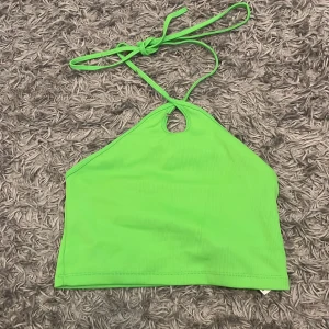 Topp - Jätte fin topp från zara!