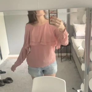 Blis - rosa blus från vero moda 🌸