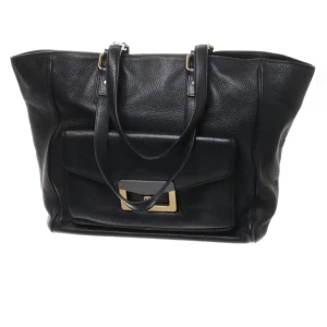 Marc Jacob väska  -  Marc Jacobs väska.  Använd men i fint skick! 