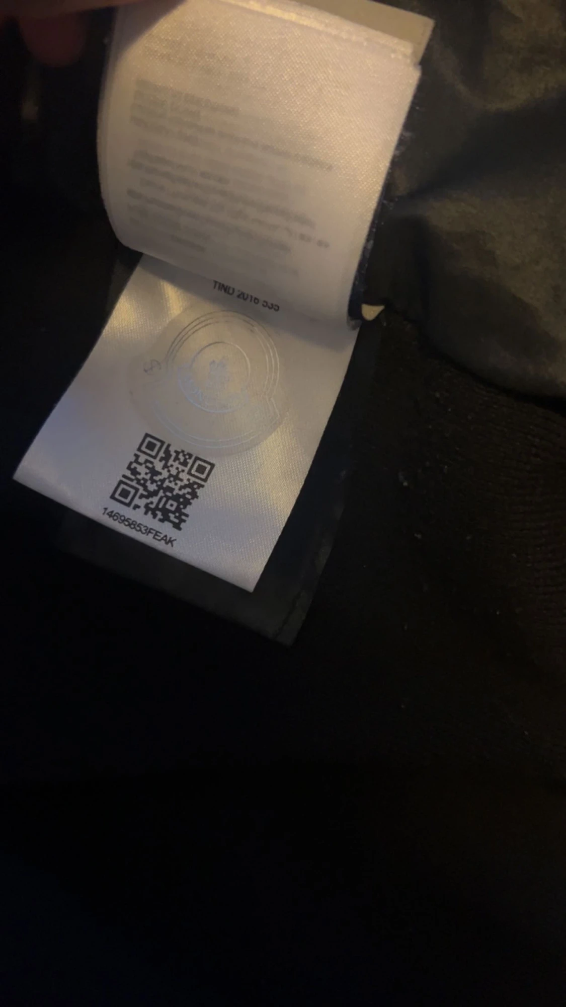 Moncler Cardigan - 90