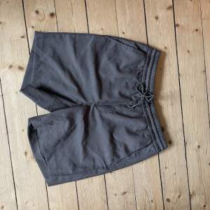 Shorts från Weekday - Oanvända 