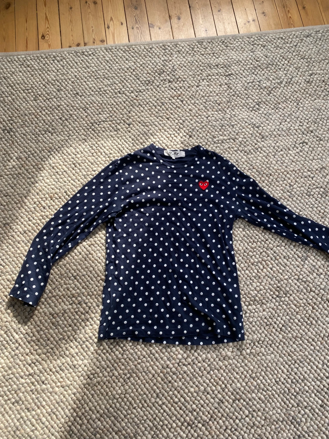 COMME DES GARÇONS TRÖJA