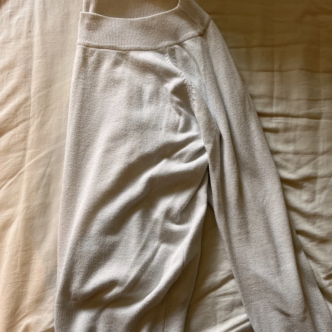 Vit tjocktröja - 91