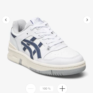 Asics sneakers - Säljer dessa skitsnygga oanvända (och slutsålda) sneakers från asics. Nypris ca 1400kr. Normala-stora i storleken. Box medföljer. Kvar så länge annonsen ligger uppe!💙