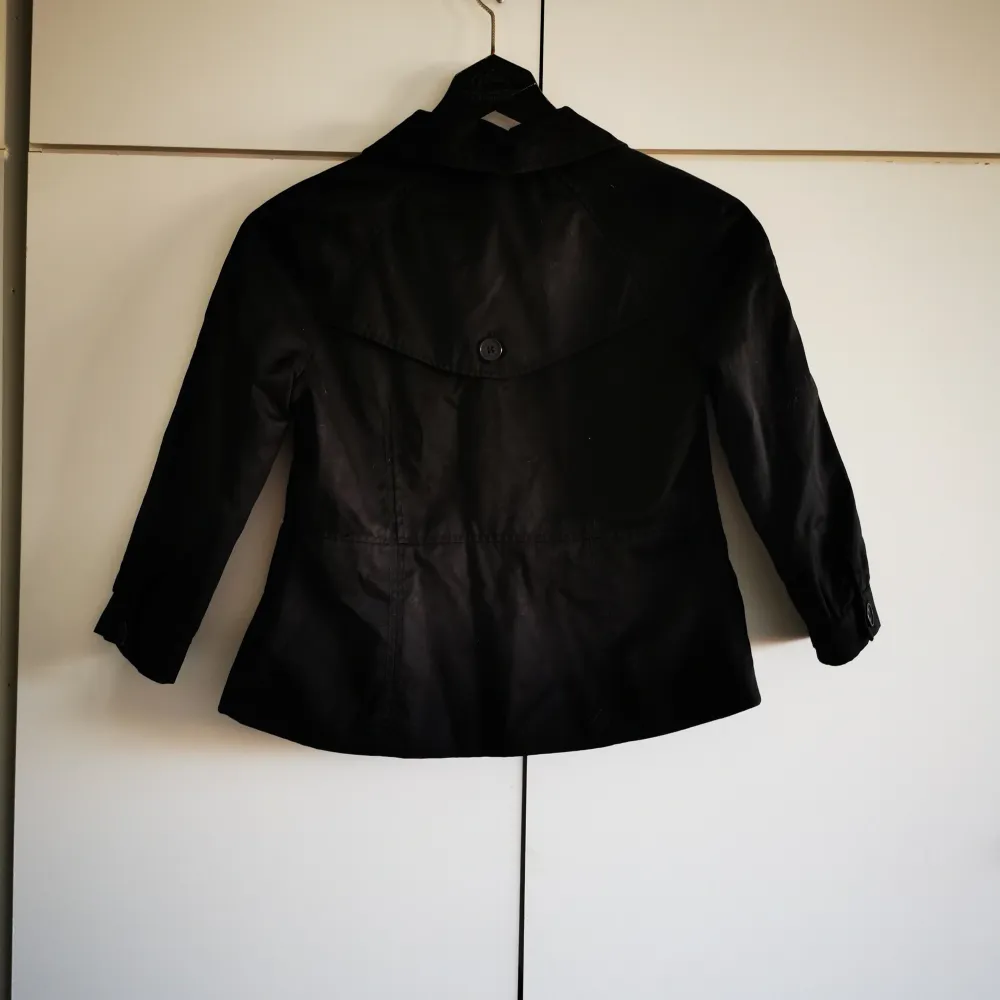 Black blazer size S. Very good condition . Kostymer.