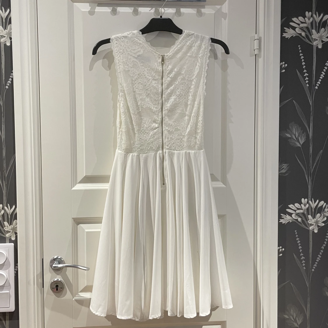 Vit klänning - 91