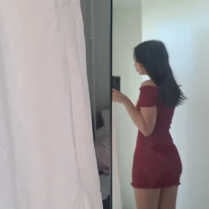 Klänning  - Sommar klänning strechig och kort visar formen völdigt bra