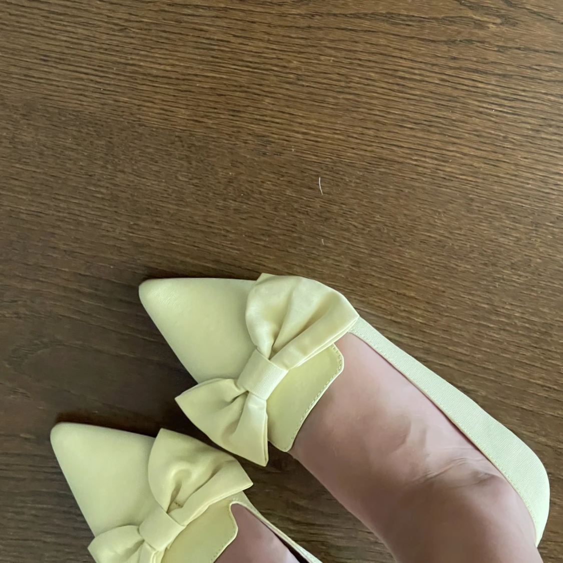 Citrongula ballerinaskor - 90