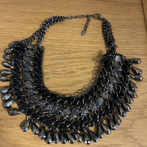 Stort halsband  - Stort halsband