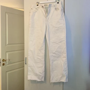 Boyfriend jeans vita  - Bra skick 