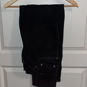 Levis jeans - Säljer mina Levis jeans då dem är för små, perfekt skick 