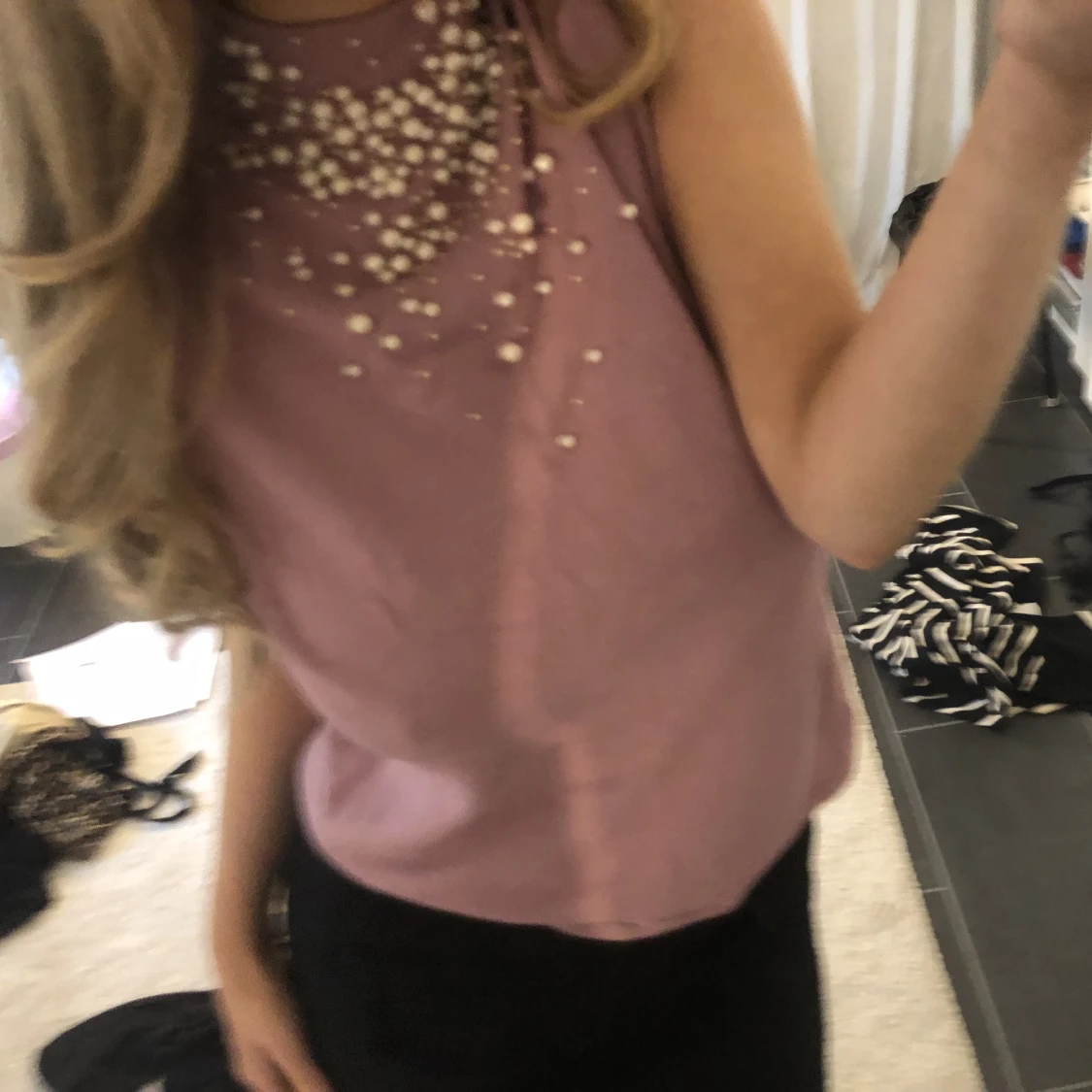 Polo topp med pärlor  - 90