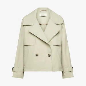 Kappa - Säljer min fina beiga kappa från ESPRIT. Lagom tjock och perfekt till hösten! Storlek M men passar allt från S-L Nypris 1400 Mitt pris 800 