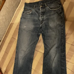 H&M - HM byxor jätte fina, nästan nya använde knappt de. Köpte de för 1000 säljer de för 500kr. Storlek M passar perfekt på S