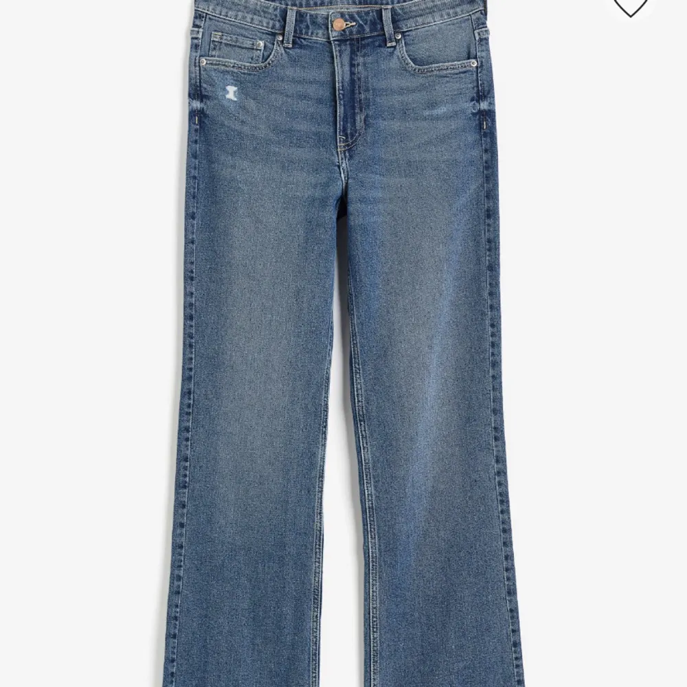 Använda en gång, bra i längd för mig (ungefär 168cm) . Jeans & Byxor.
