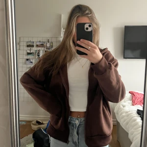 Brun munkjacka - Aldrig använd munkjacka, lite oversized, från shein 🩷jättemysig