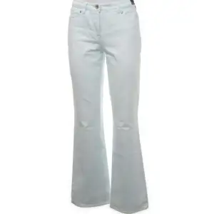 Super fina lowrise ljusblå jeans.  Storlek 38