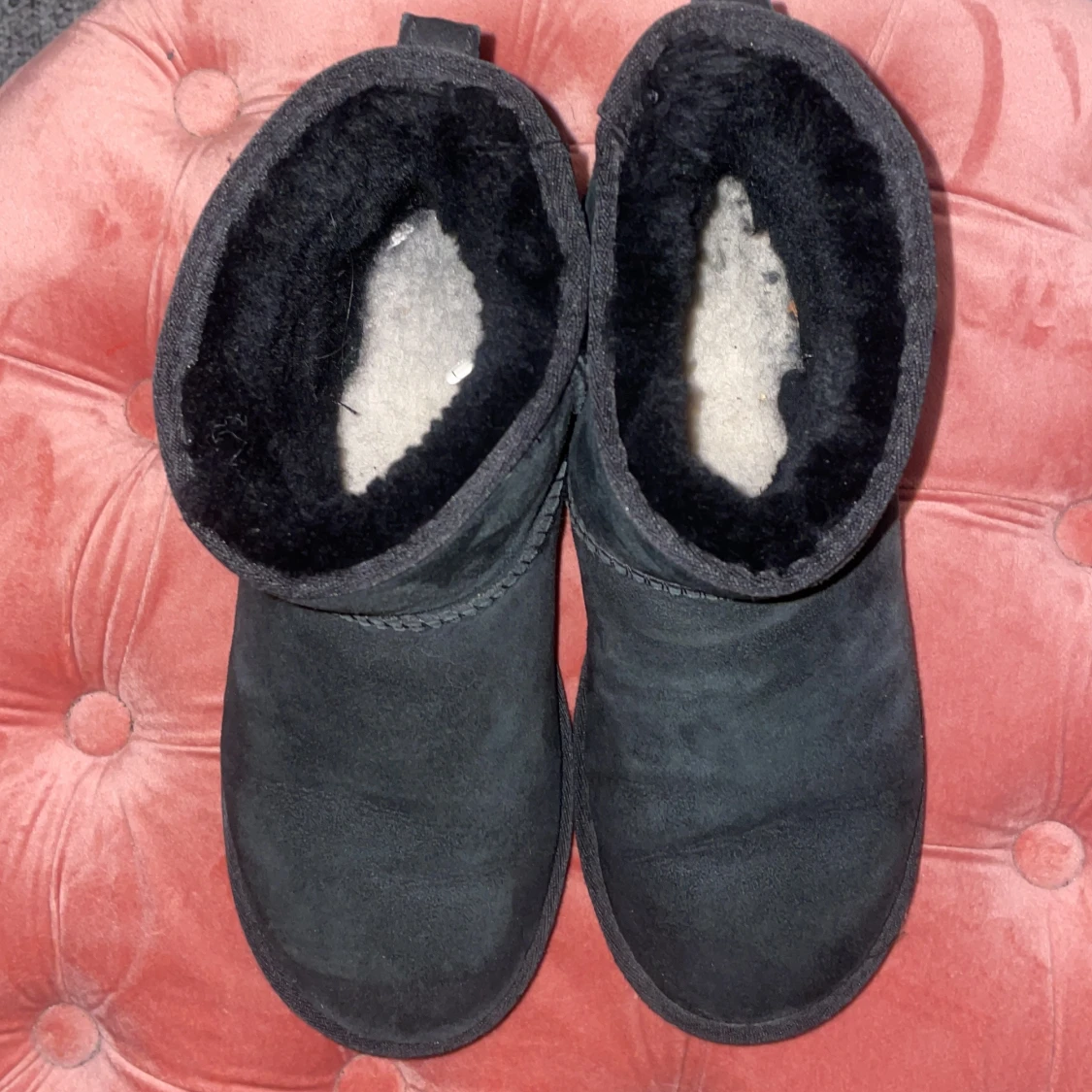 Uggs  - 90