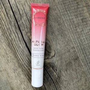 Krämblush - Blush i krämformat. Enbart testad på handen 🌸