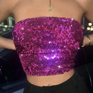 Paljett topp - Jättefin topp, använd 1 gång för en temafest! Jättefint skick och kvalitet 