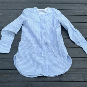 Randig  - Favorit skjortan 💙🤍💙 