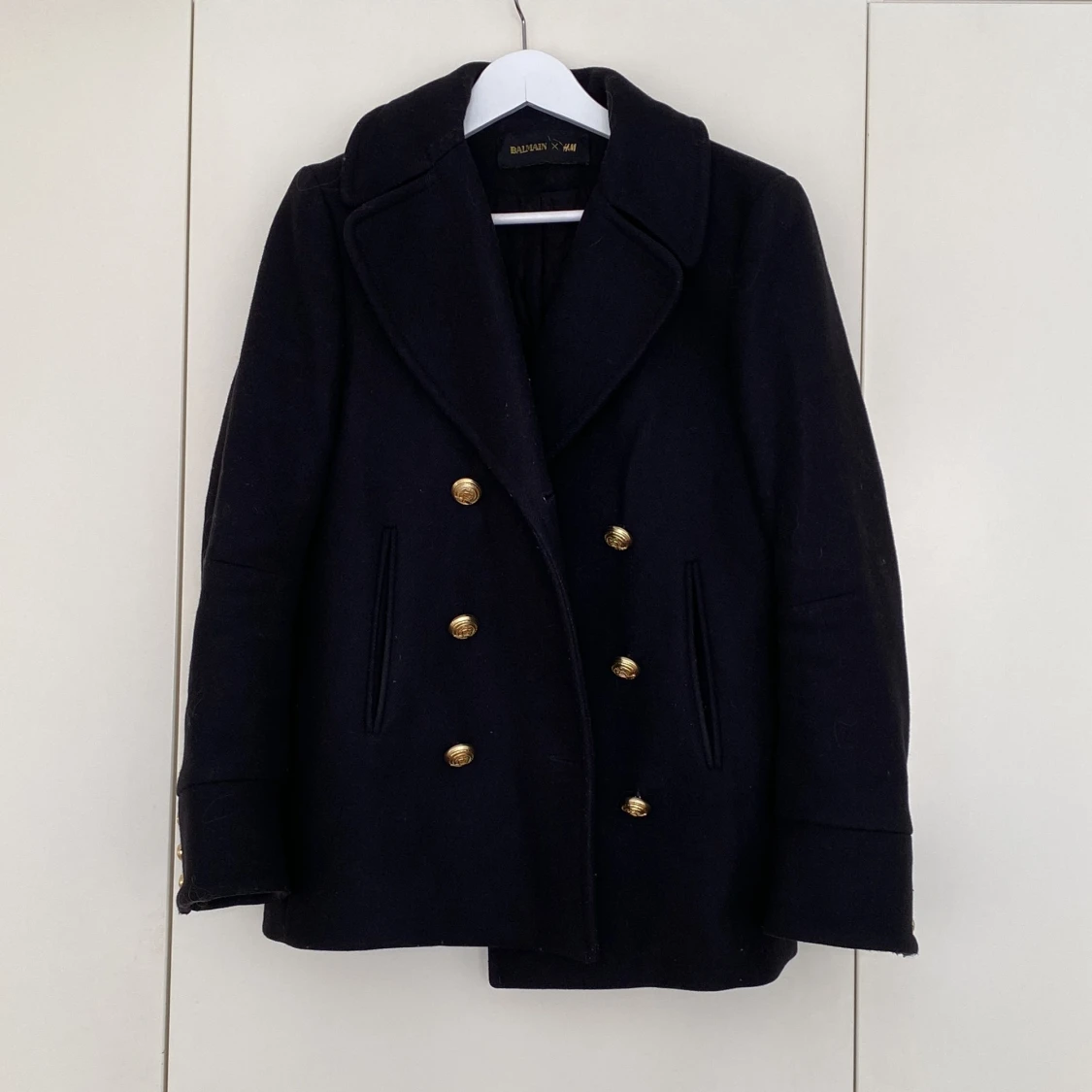Svart kappa (balmain x H&m) - 91