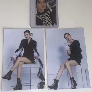 Itzy poster - Säljer itzy poster vill ha 30kr st 