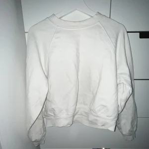 Tröja  - Collagetröja från ginatricot 