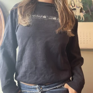 Sweatshirt  - Retro Sweatshirt ⭐️