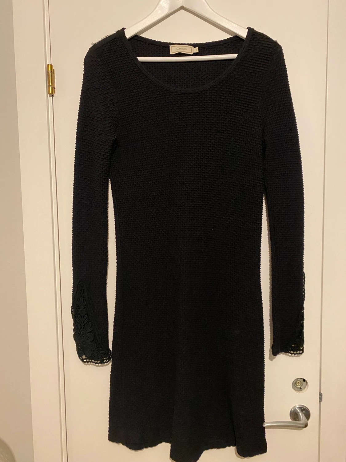 Svart klänning från Cream storlek M