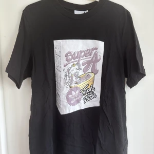 T-shirt, Adidas - Storlek M