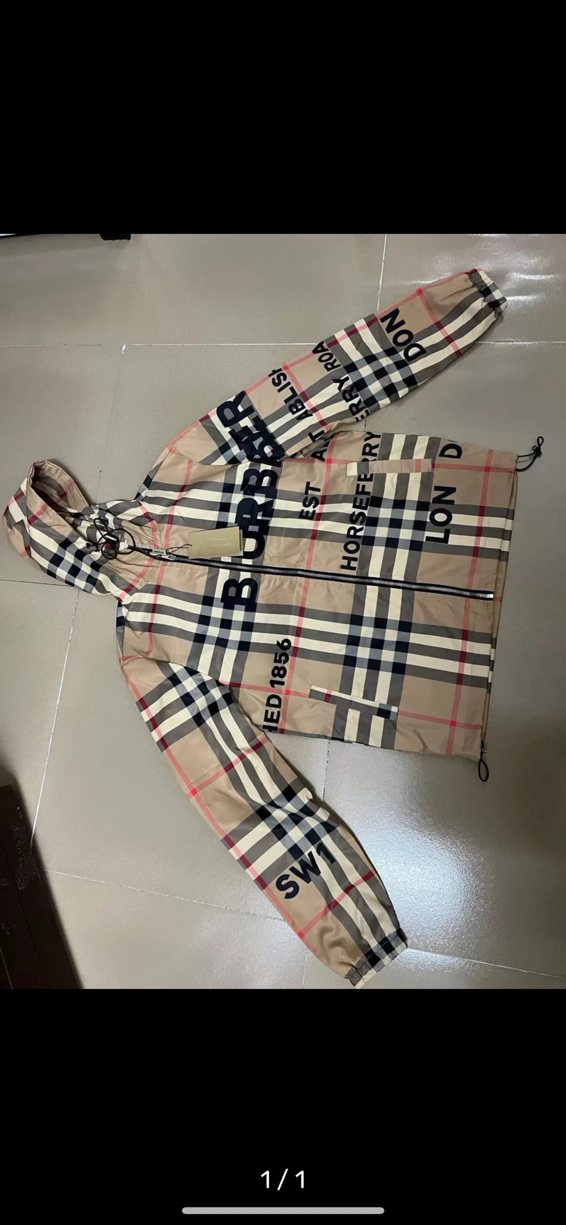 Burberry jacka 