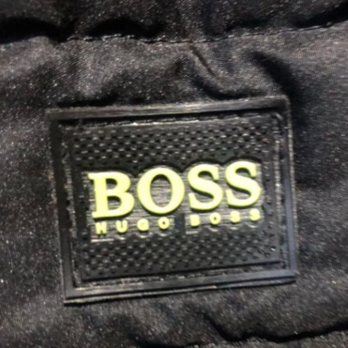 Hugo Boss väst - 90